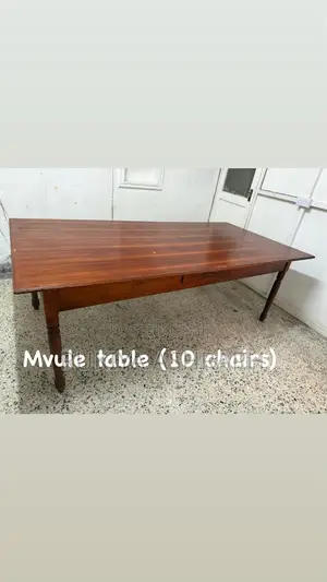 Big Table 10 Chairs