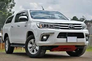 Toyota Hilux 2018 White