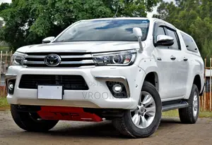 Toyota Hilux 2018 White