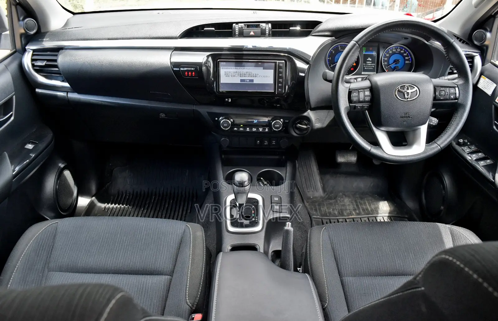 Toyota Hilux 2018 White