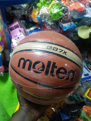 Basketball / Molten Basketball