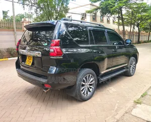 Toyota Land Cruiser Prado 2020 Black