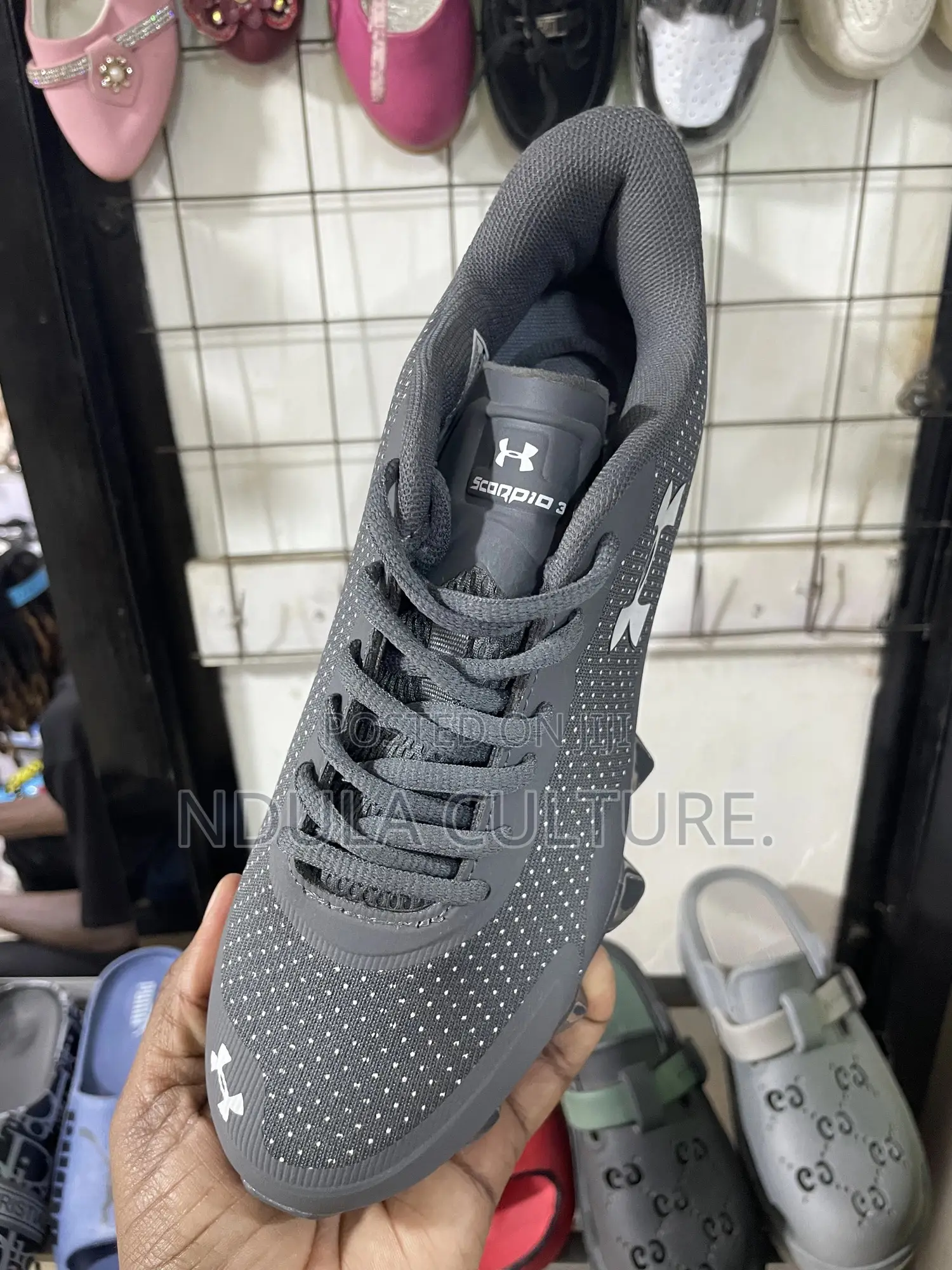 Under Armour Scorpio 3