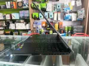Laptop Asus 16GB Intel Core i7 SSD 2T