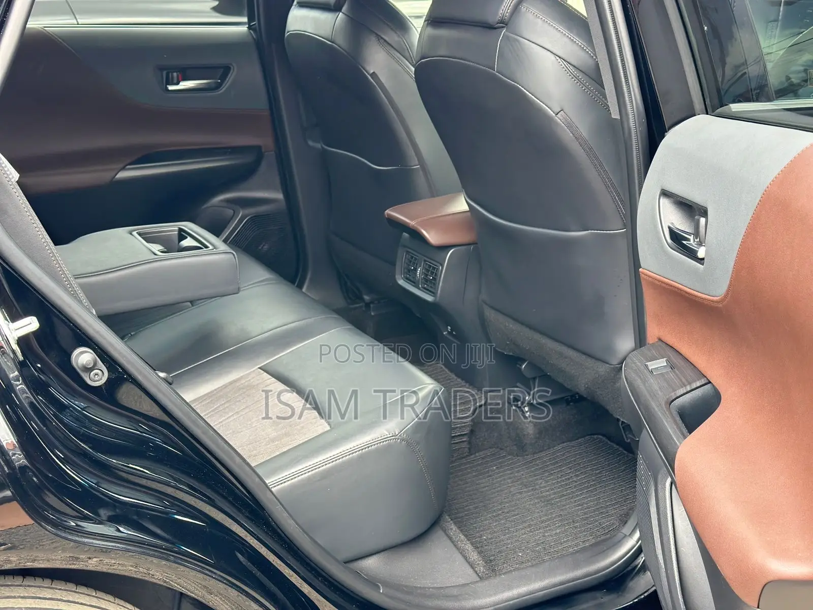 Toyota Harrier G 2020 Black