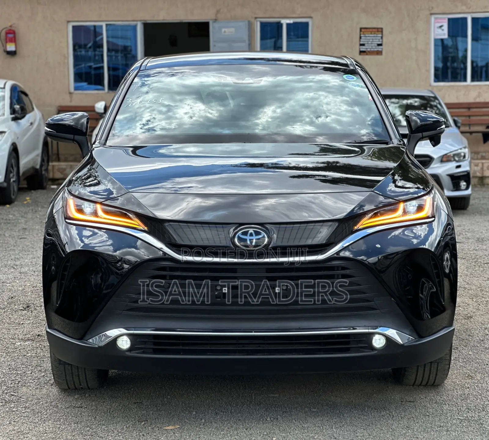 Toyota Harrier G 2020 Black