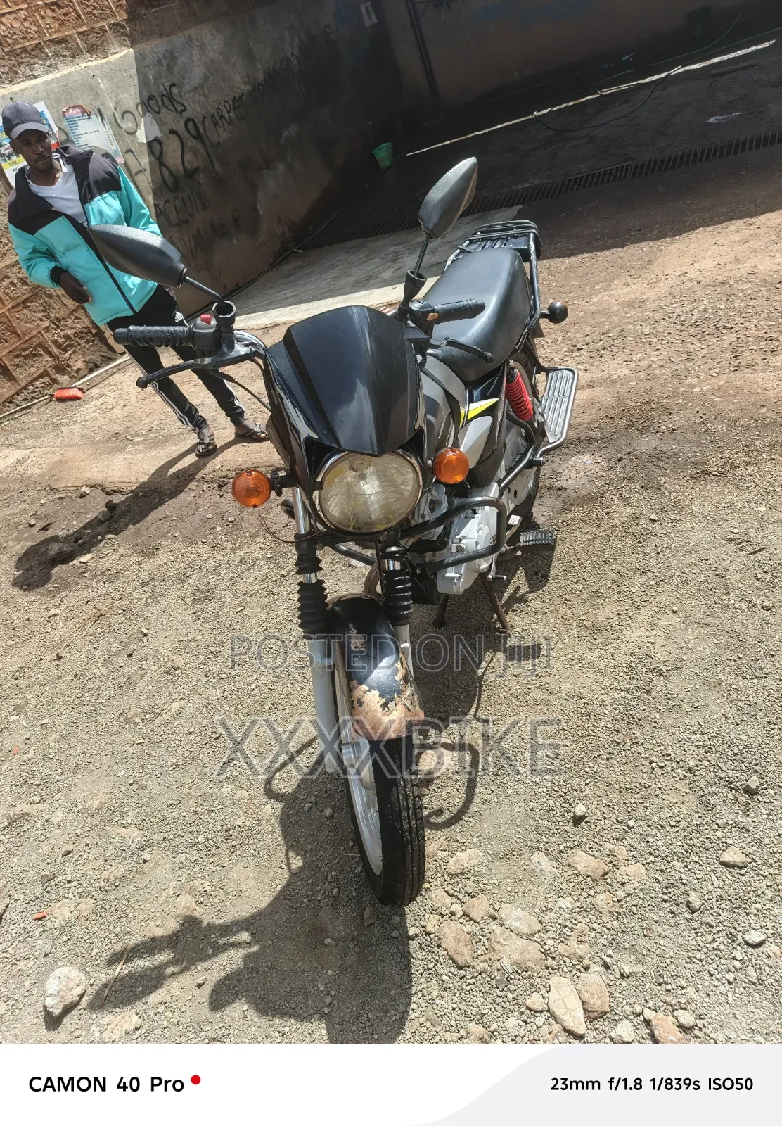 TVS HLX Plus ES 2020 Black