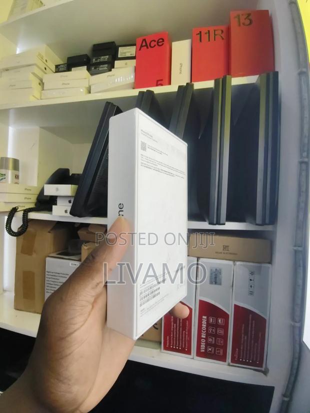 New Apple iPhone 15 Pro Max 256 GB