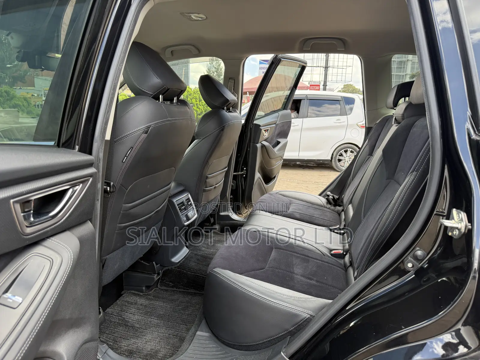 Subaru Forester Base AWD 2020 Black