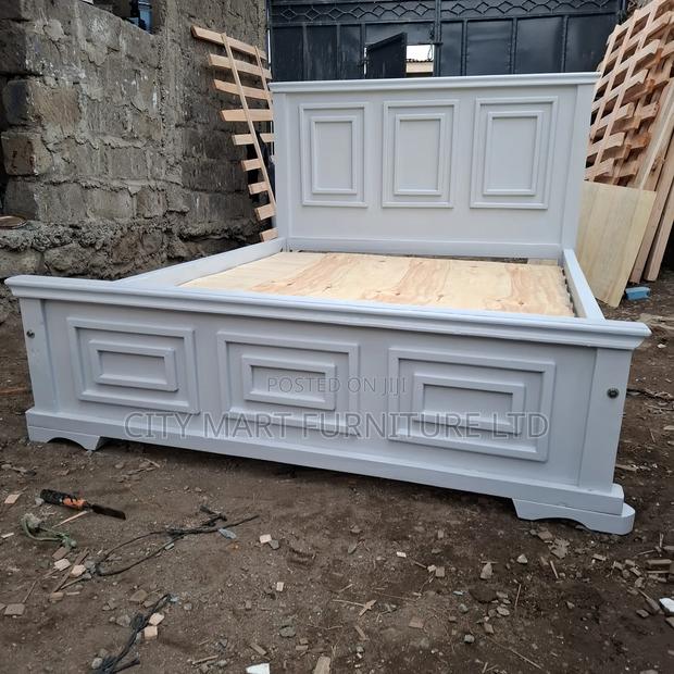 Ergonomic Modern Panel/Board Beds on Offer! - main view