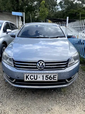 Volkswagen Passat 1.8 S Sedan 2012 Blue