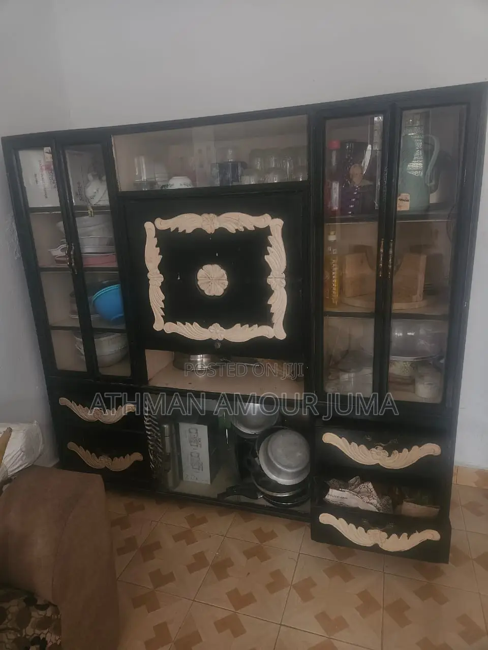Cupboard for Sale Whatsapp/