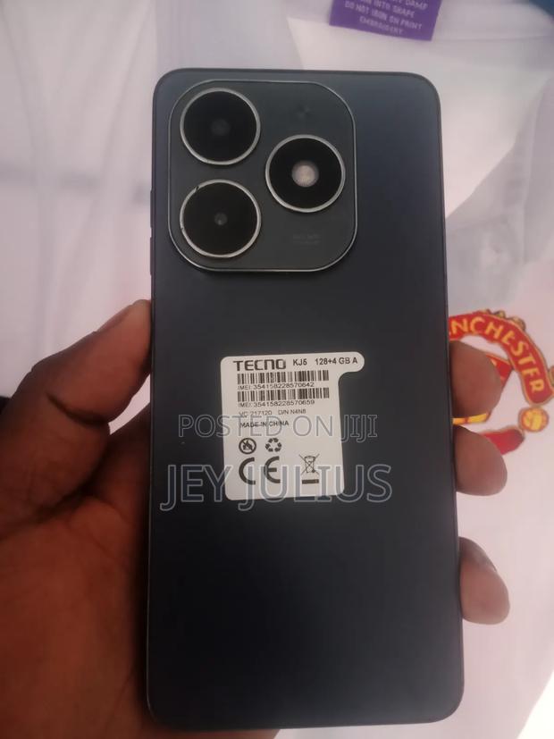 Tecno Spark 20 128 GB Black