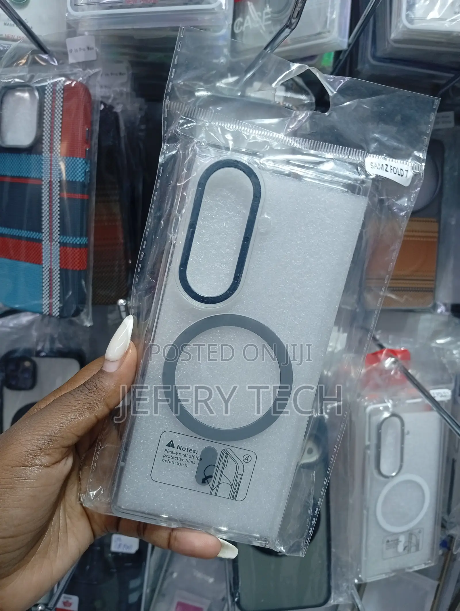 Clear Magnetic Phone Case Designed for the Samsung Galaxy Z Fold7.