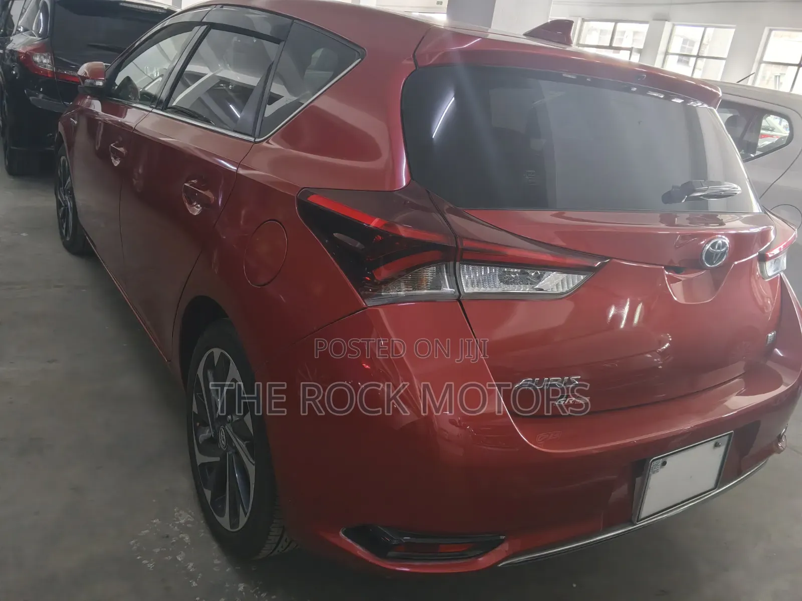 Toyota Auris 2018 Red