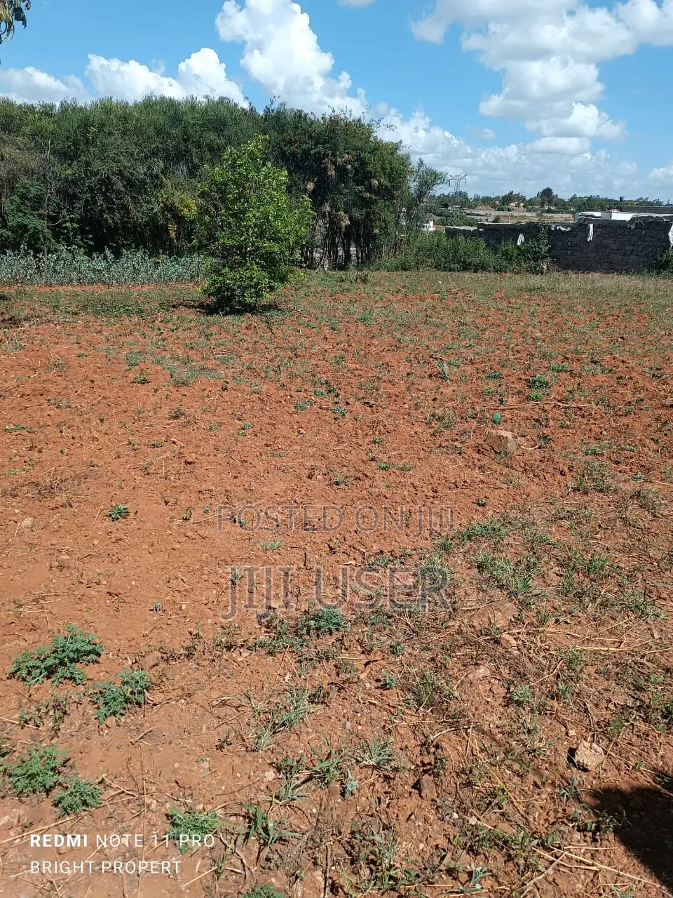 Plot Utawala