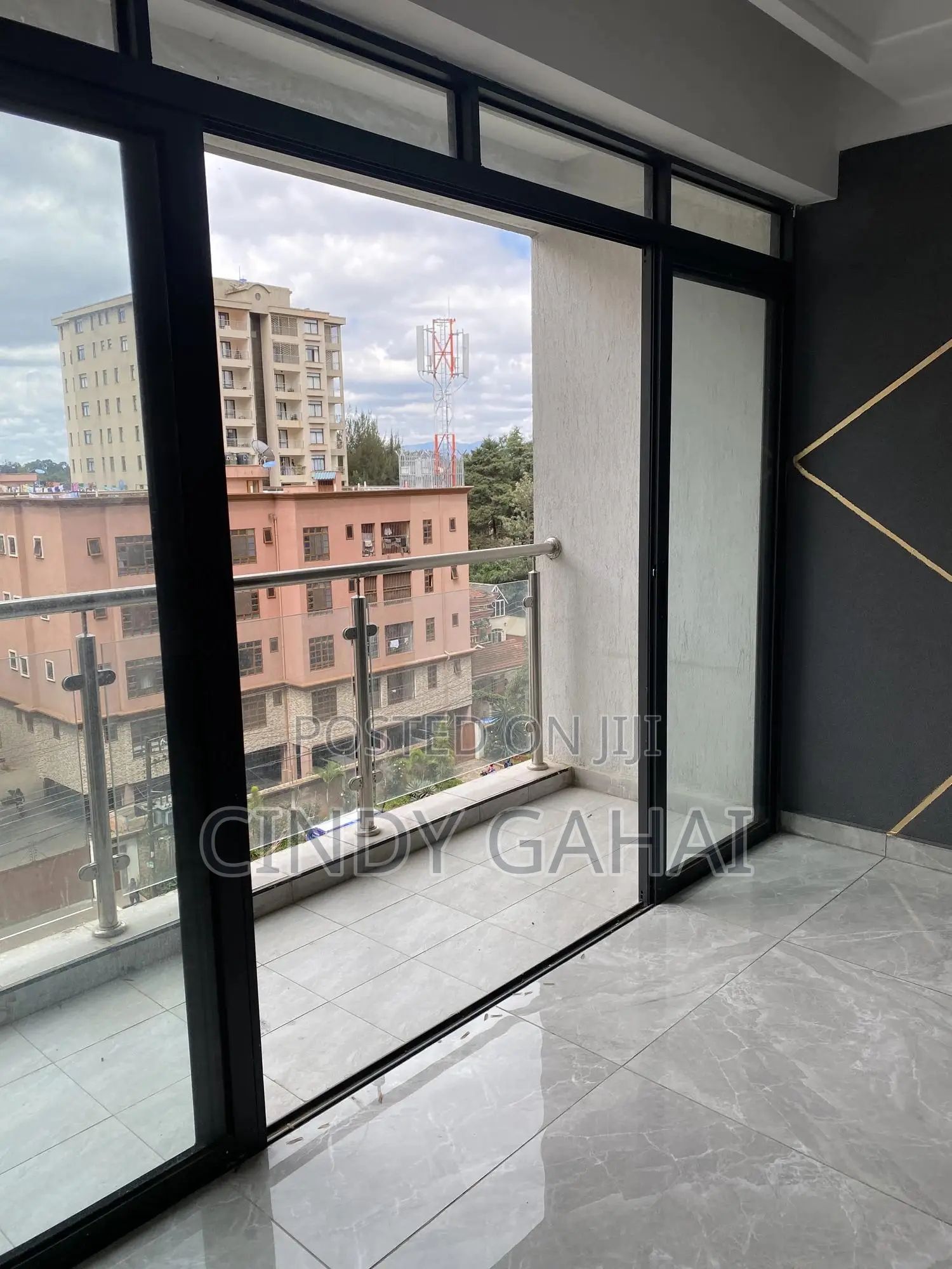 1bdrm Apartment in Valley Arcade for rent