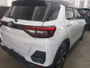 Toyota Raize 1.0 AWD 2020 White