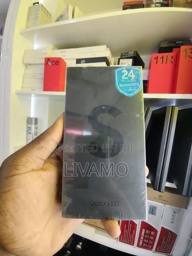 New Samsung Galaxy S22 5G 128 GB - thumbnail 3