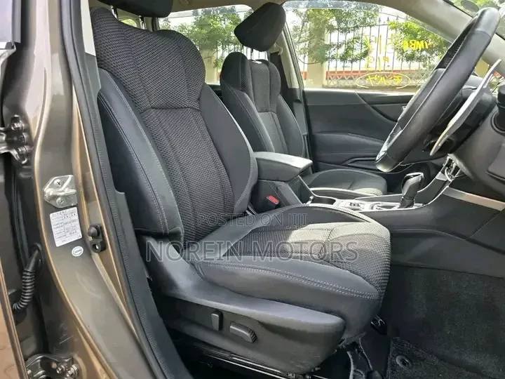 Subaru Forester Premium AWD 2019 Gray