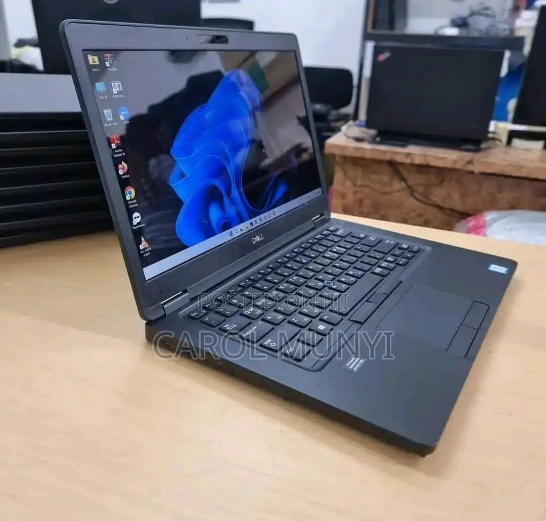 Laptop Dell Precision 5470 8GB Intel Core i5 SSD 256GB