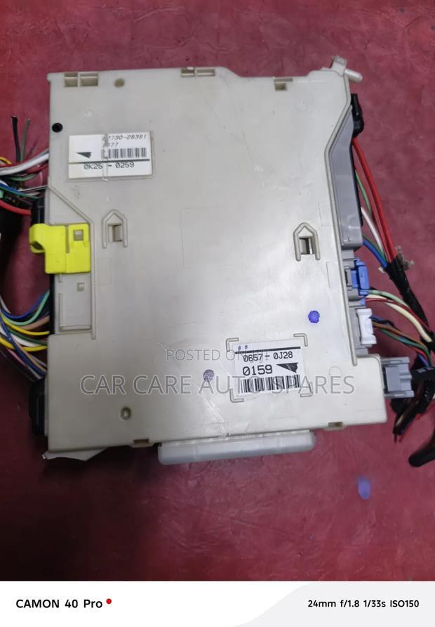 Fuse Box Toyota Voxy /Noah
