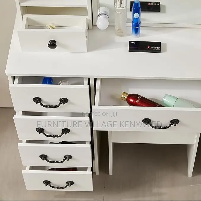 Modern White Bedroom Vanity Make Up Desk