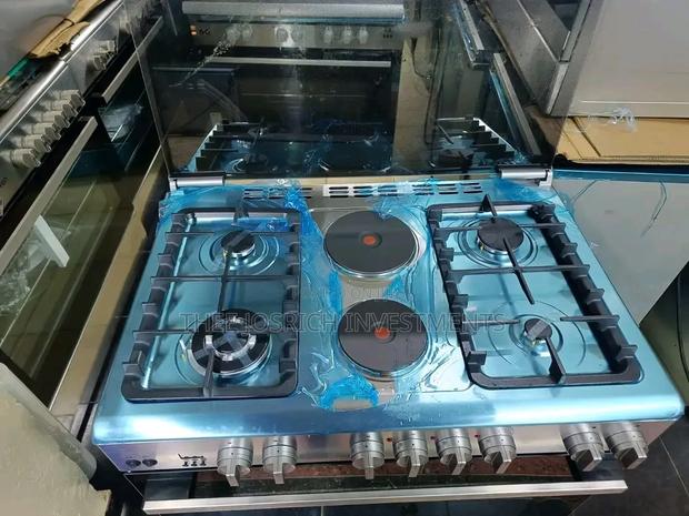 Haier 6 Burner Cooker With Wok Burner - main view