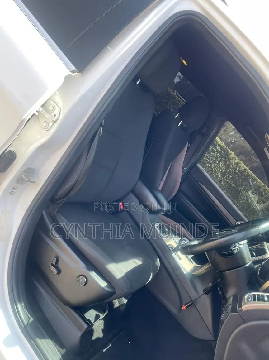 Jeep Cherokee 2015 White