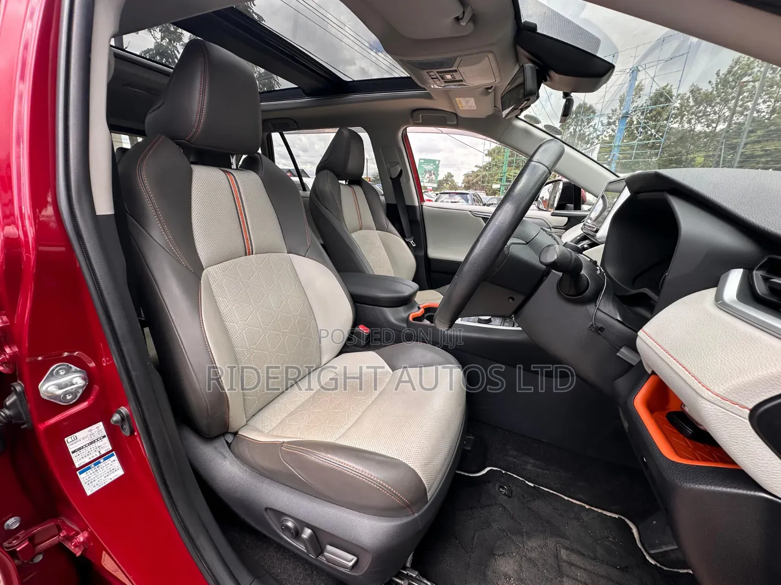 Toyota RAV4 2019 Red
