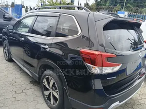 Subaru Forester 2019 Black