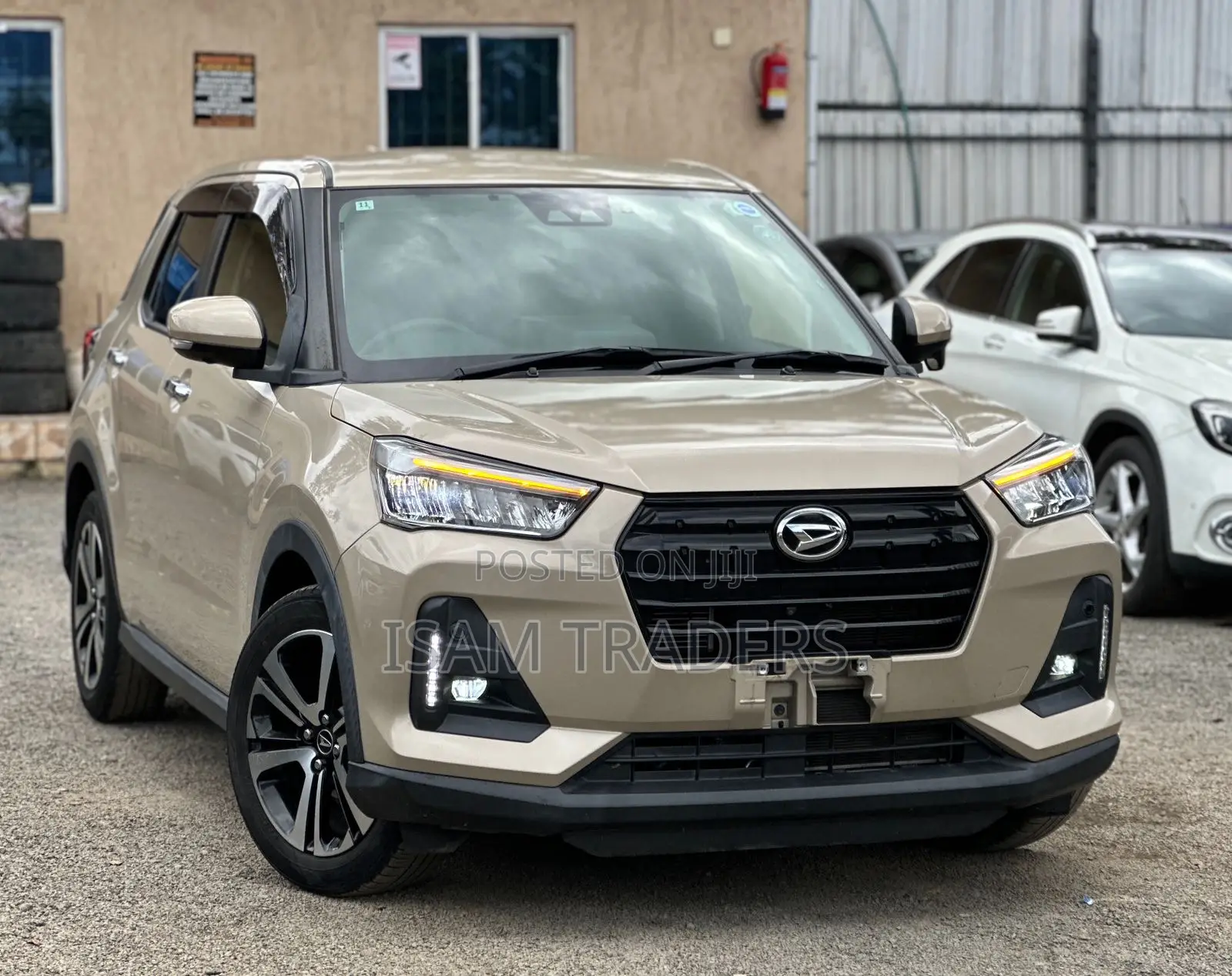 Daihatsu Rocky 2020 Beige