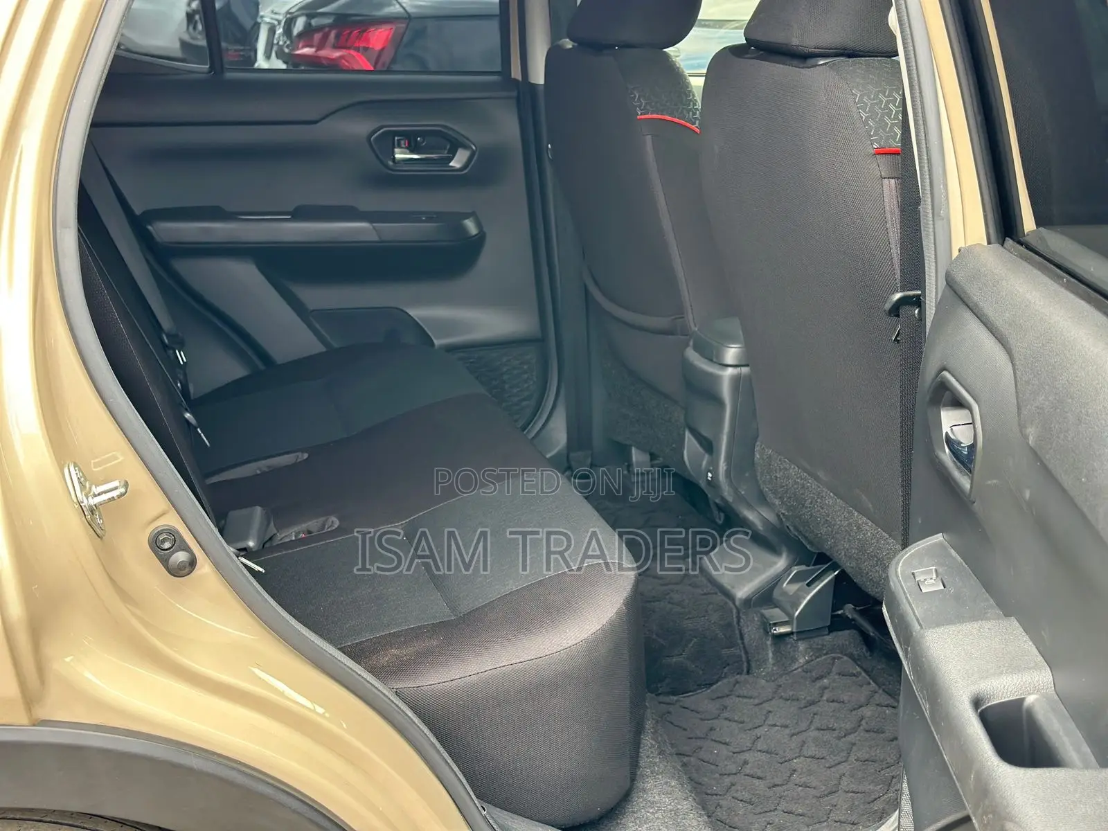 Daihatsu Rocky 2020 Beige