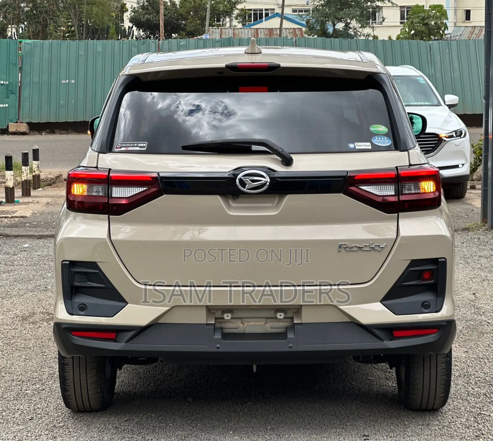 Daihatsu Rocky 2020 Beige