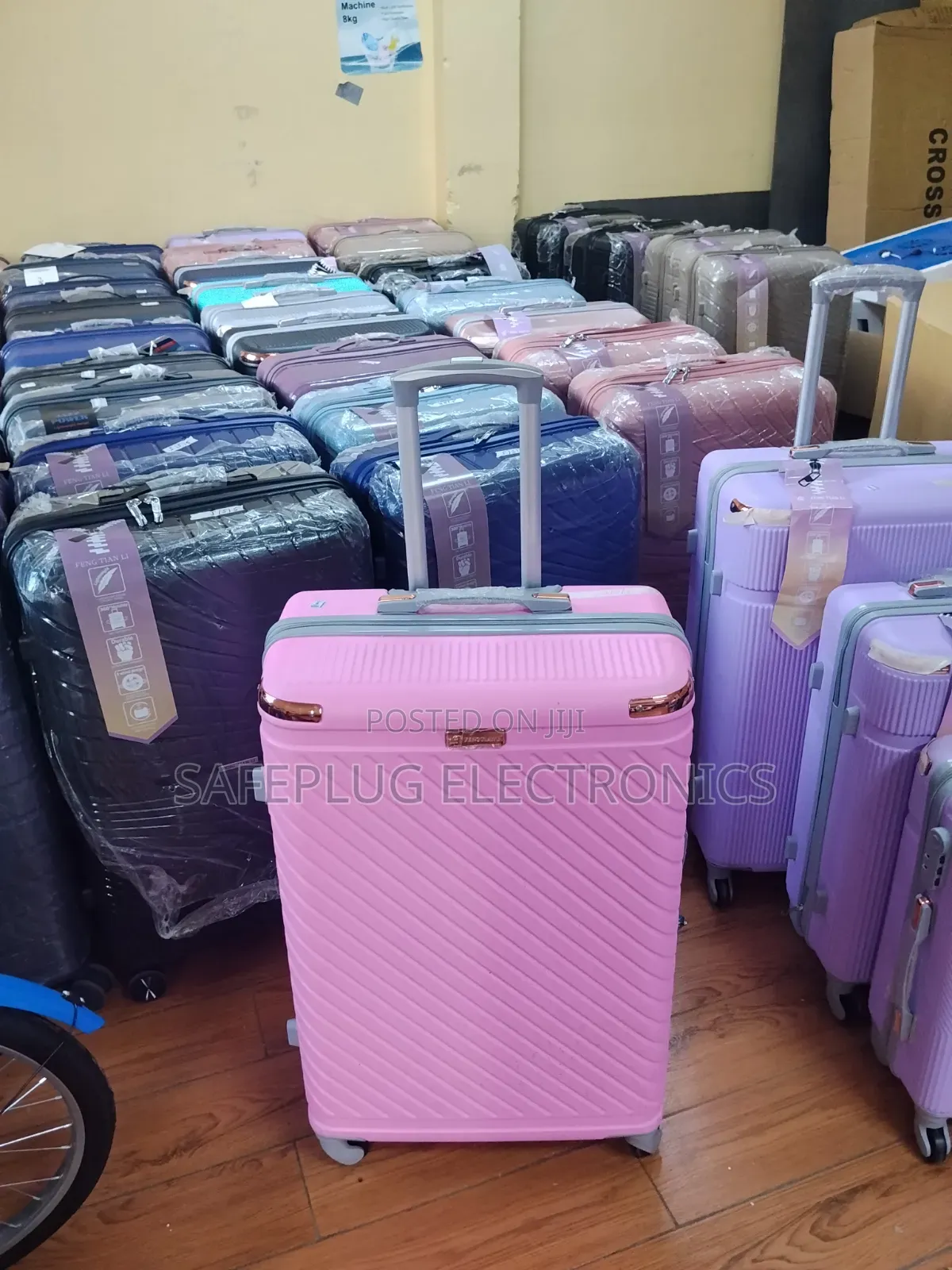 3 in 1 Luxury Fibre Suitcase Set With Spinner Wheels
