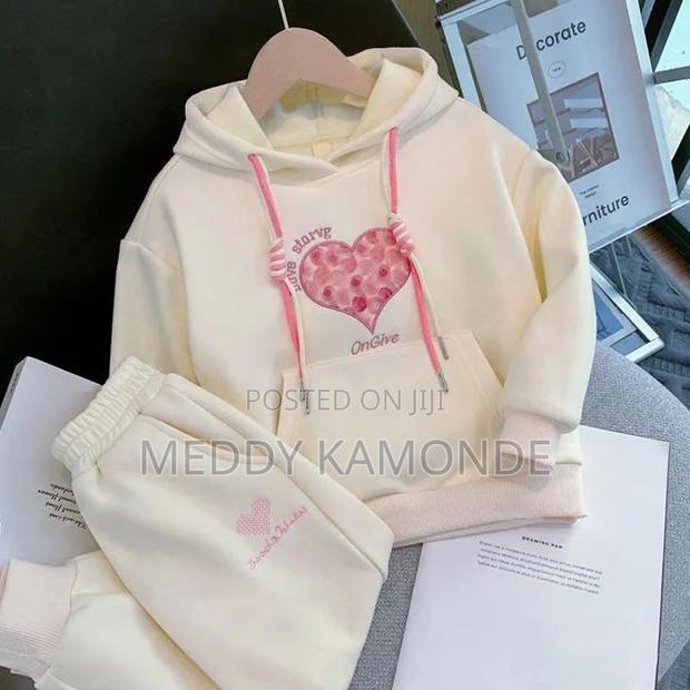 Tracksuit Kids Tracksuit Kids - thumbnail 2