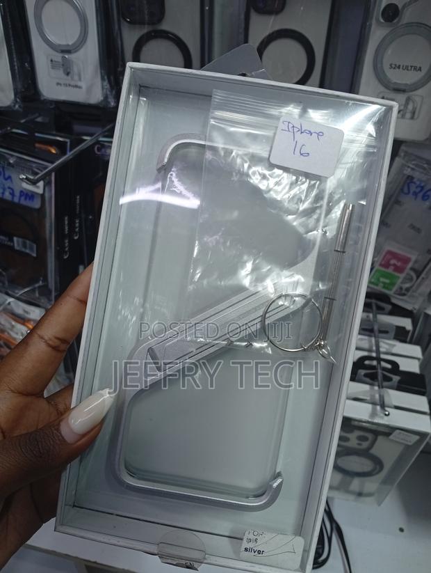 iPhone 16 Silver Metal Stand Case - thumbnail 2