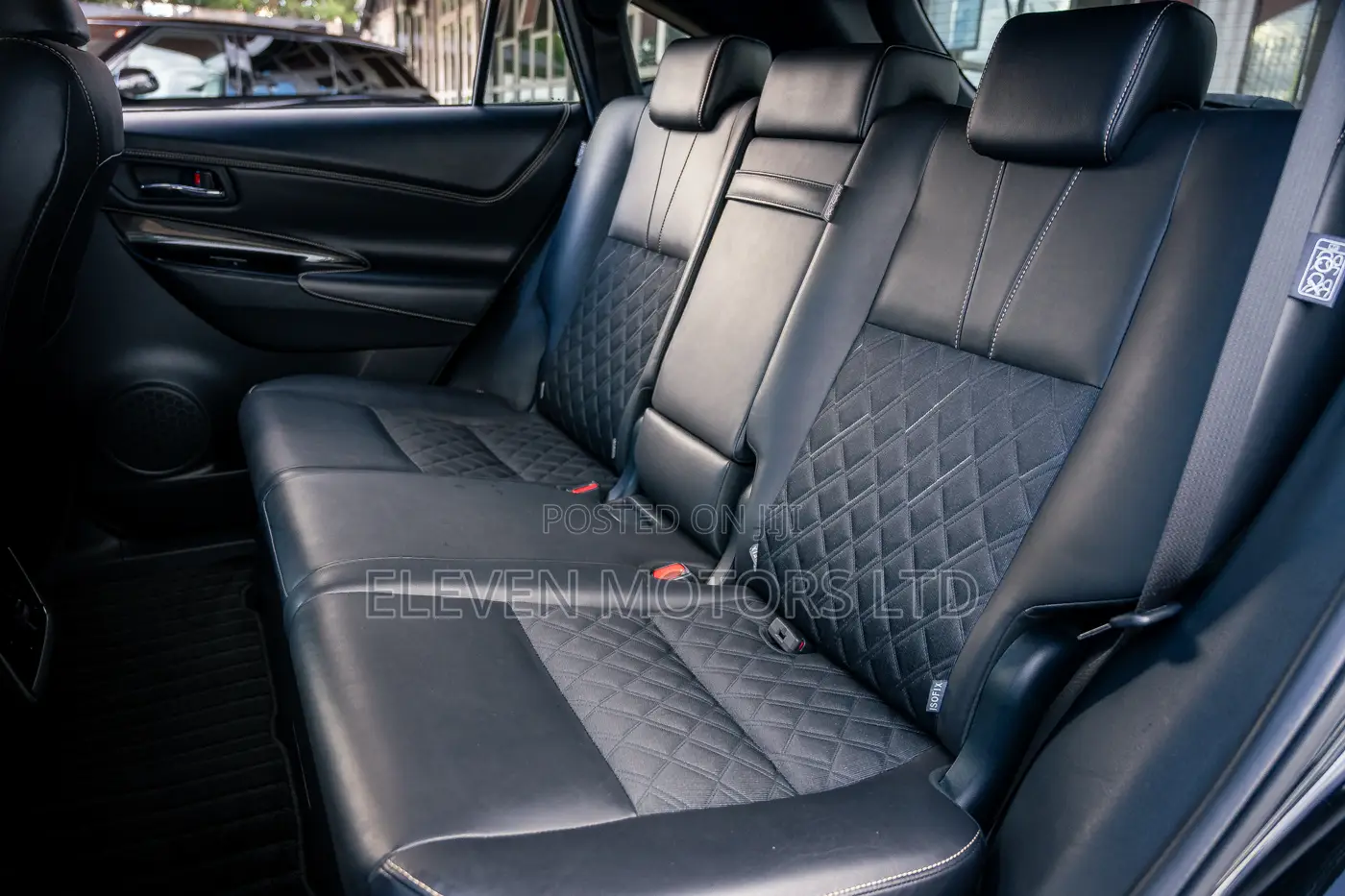 Toyota Harrier 2.0 2019 Black
