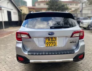 Subaru Outback 2016 Silver