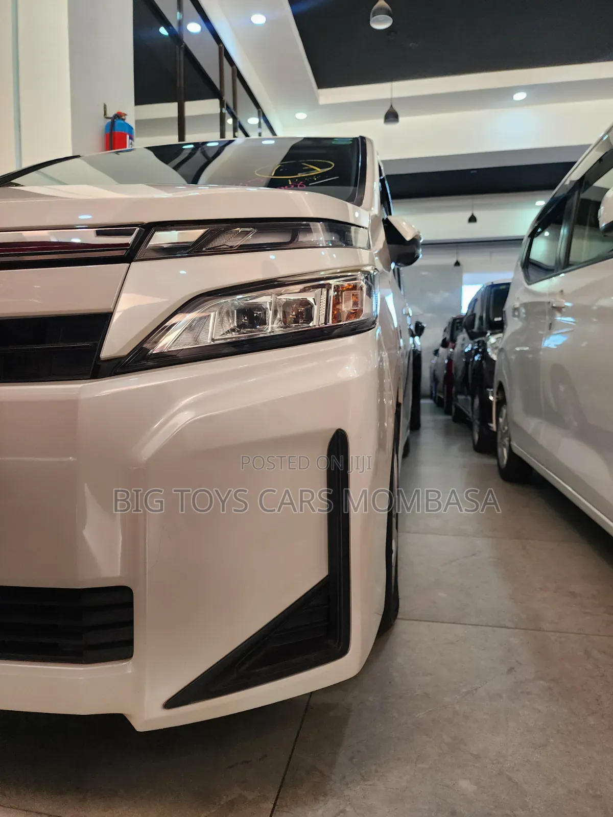 Toyota Voxy 2018 White