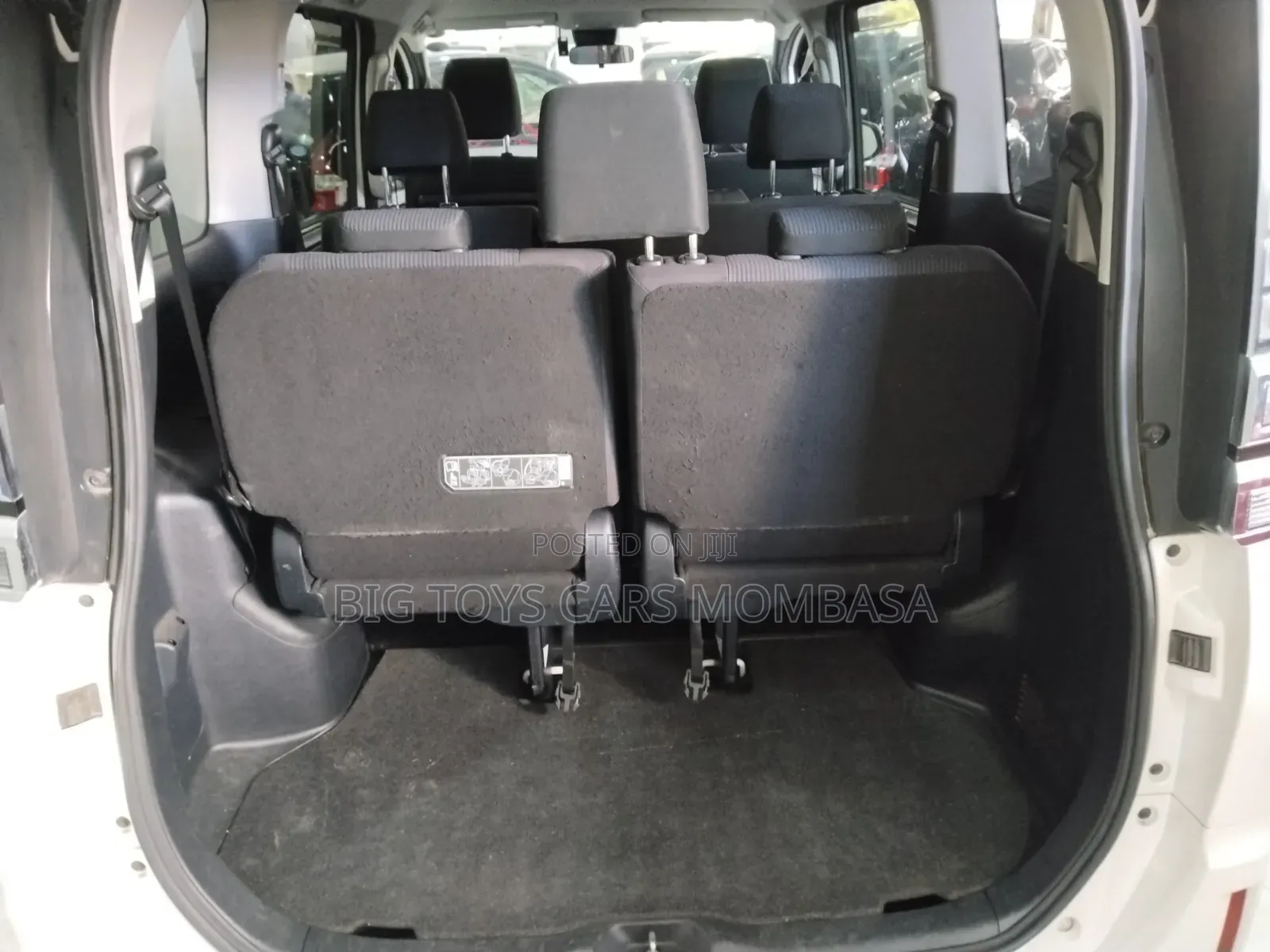 Toyota Voxy 2018 White