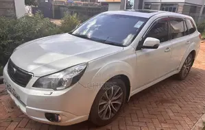 Subaru Outback 2.5i Premium CVT 2012 White