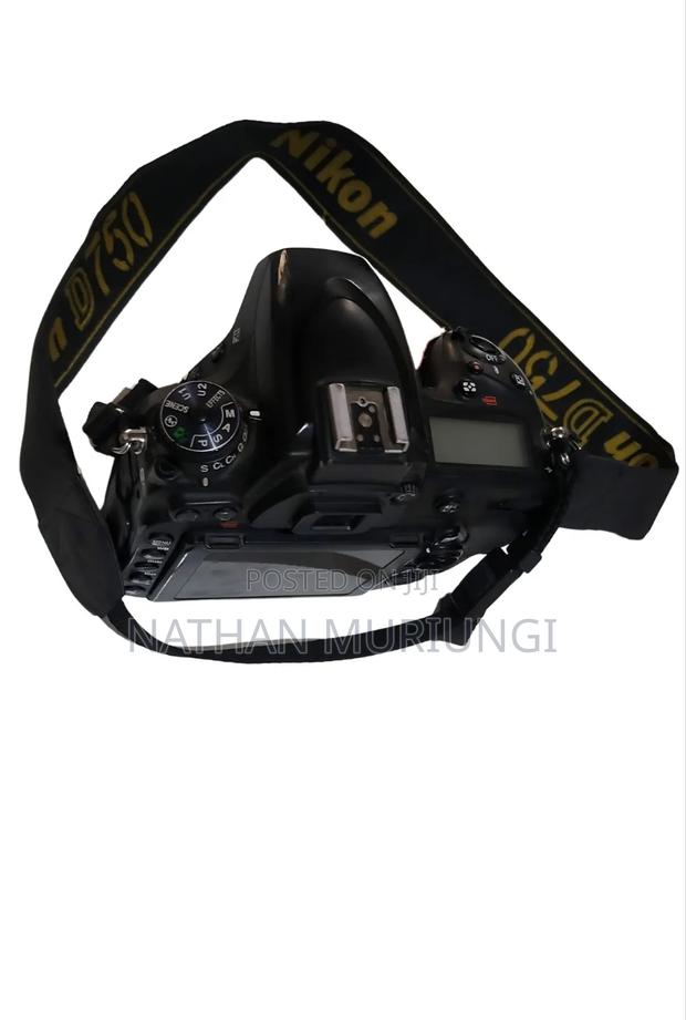 Nikon D750 - thumbnail 3