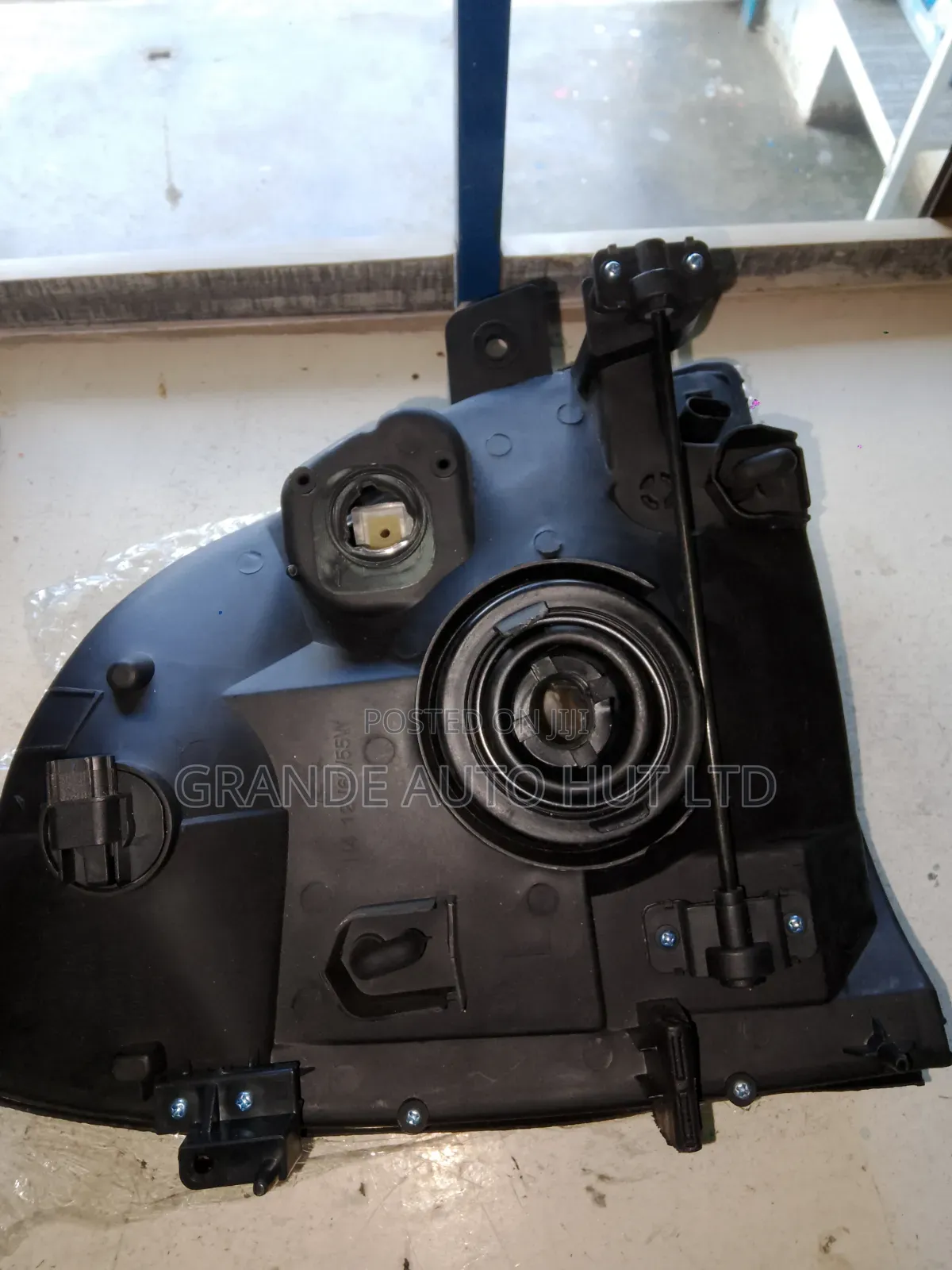 Head Lamp Left Hyundai H100 Truck