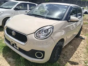Toyota Passo 1.0 FWD 2019 White