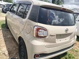 Toyota Passo 1.0 FWD 2019 White