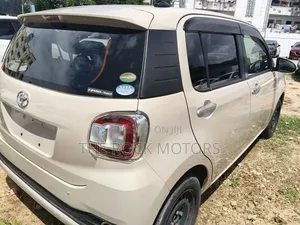 Toyota Passo 1.0 FWD 2019 White