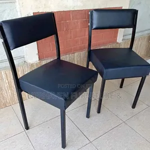 Catalina Office Chair – Padded Armrest Office Chair