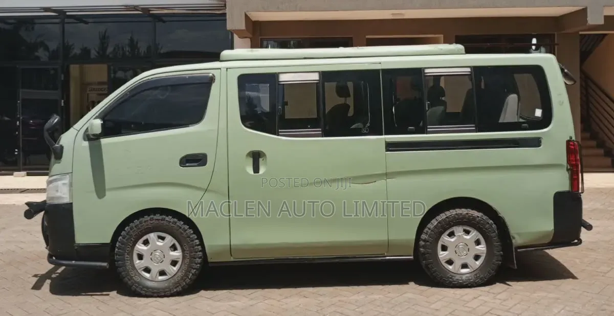 Nissan Caravan (Urvan) 2016 Green