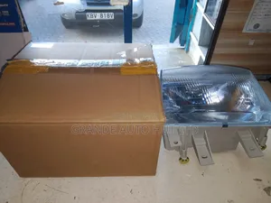 Head Lamp Left Hyundai Hd72/65